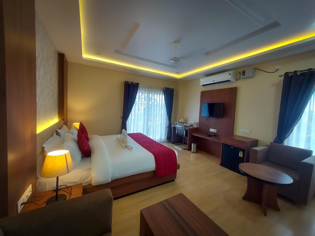 Hotel Bliss Jorhāt Exterior foto